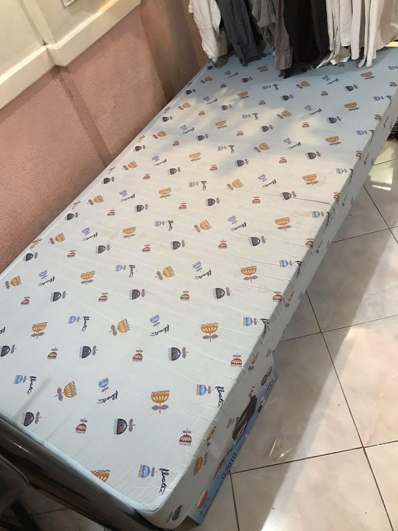 Uratex top mattress single