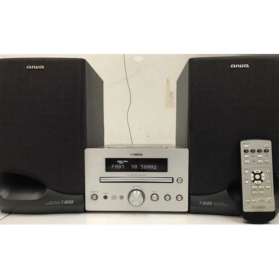 Yamaha Crx 330 With Aiwa Bookshelf Speakers Electronics Audio On