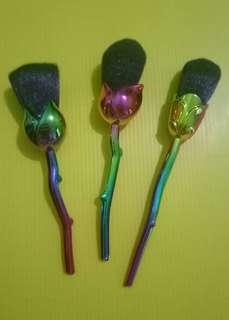 Brush flower impor