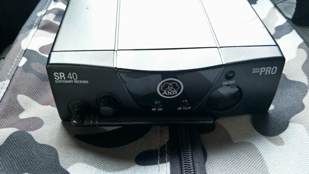 Please Read The Description Akg Sr40 Wireless Set For Guitars And Bass Music Media Music Accessories On Carousell