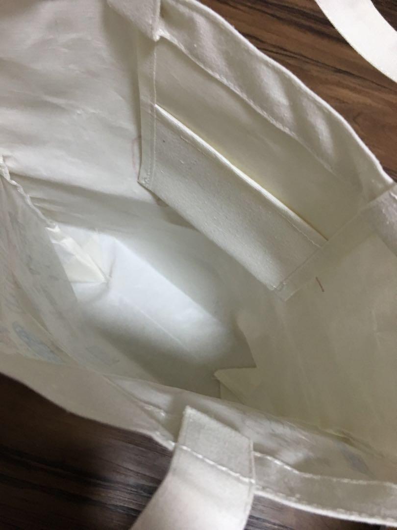 Bn Asoko Tote Bag Julia Gash X Asoko Tokyo Tote Bag Shopper Bag Women S Fashion Bags Wallets Tote Bags On Carousell