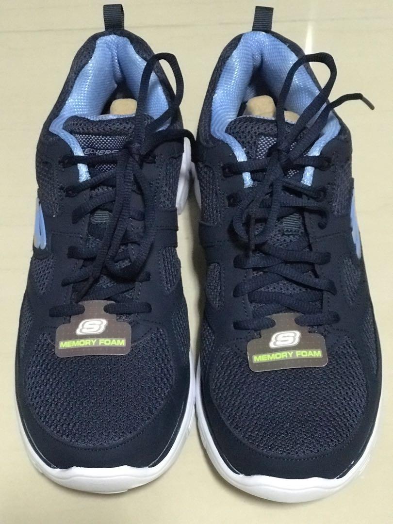 size 11 skechers shoes
