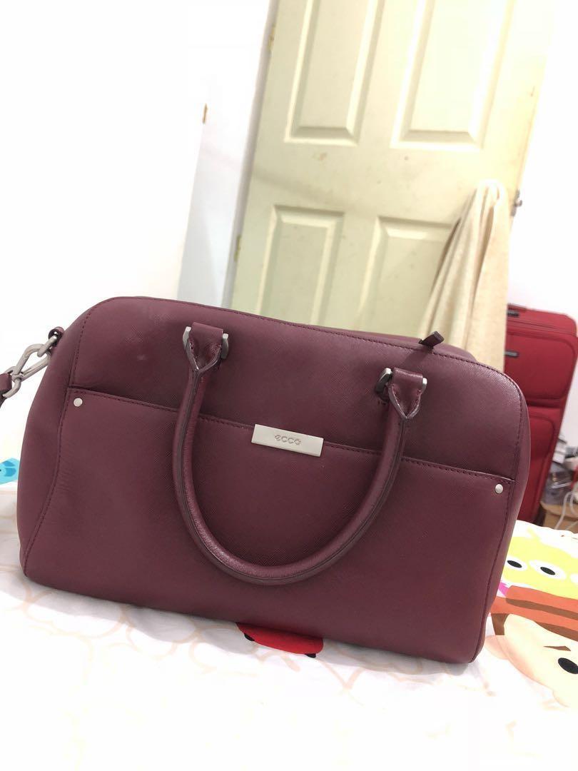 ecco sling bag