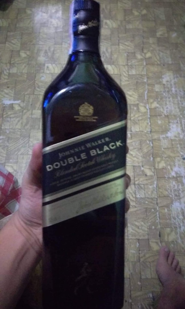 Johnnie Walker Double Black Label, Food & Drinks, Beverages ...