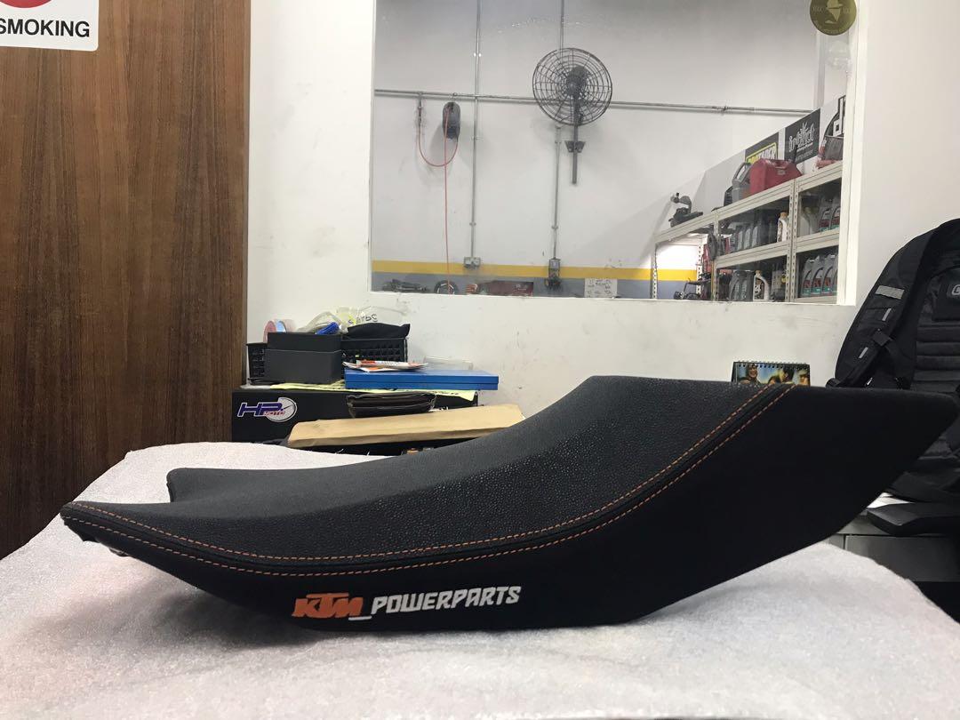 KTM powerparts seats for Dukes and RC, Motorcycles, Motorcycle