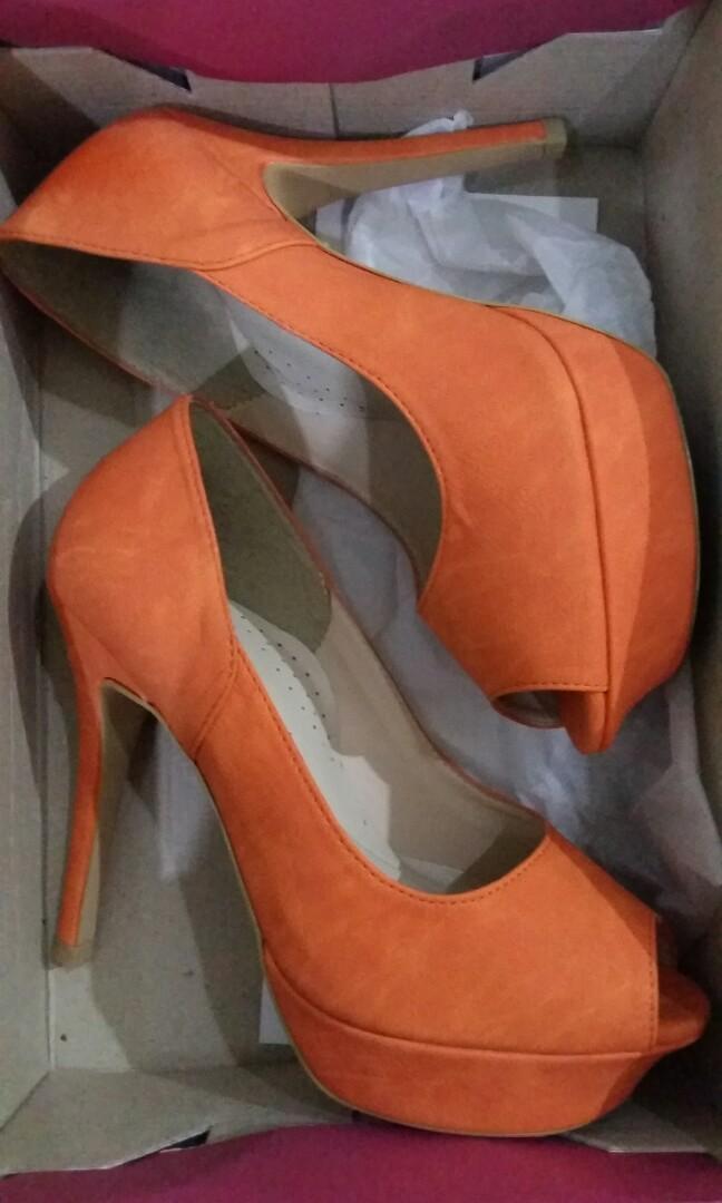 3.5 inch court heels