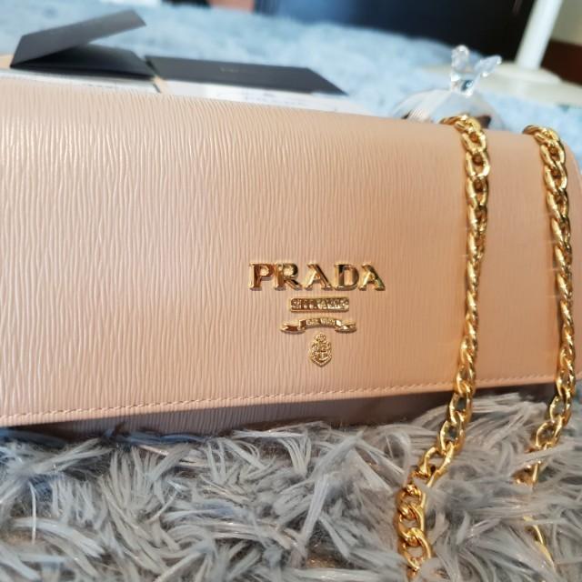 Prada Vitello Move Wallet on Chain Bag (SHF-19357) – LuxeDH