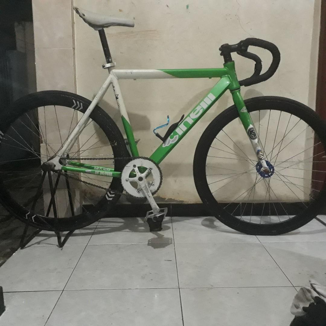 Sepeda online fixie cinelli