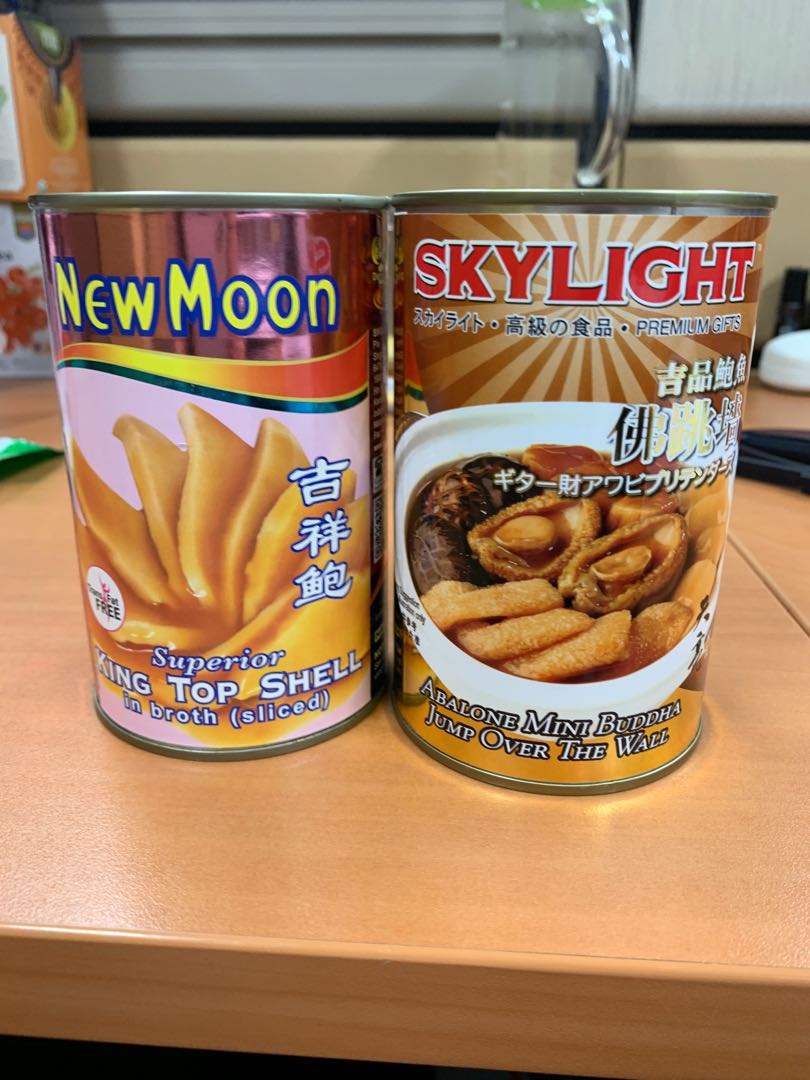 Skylight Abalone & New Moon Top Shell, Everything Else on Carousell