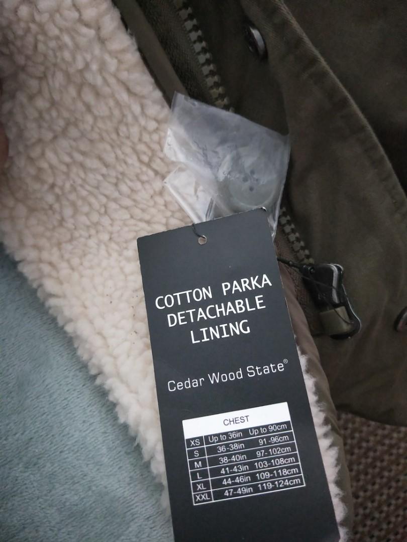 Winter Jacket (Category: Coats, Jackets and Outerwear) located in Singapore. Submitted by momeiwawe (Listing ID 214490405, Image 4). Description: Item purchased in london in Jan 2019 Wife bought the wrong size. Brand new with tag. Men's cutting. Size : XS Self Collect only in punggol.