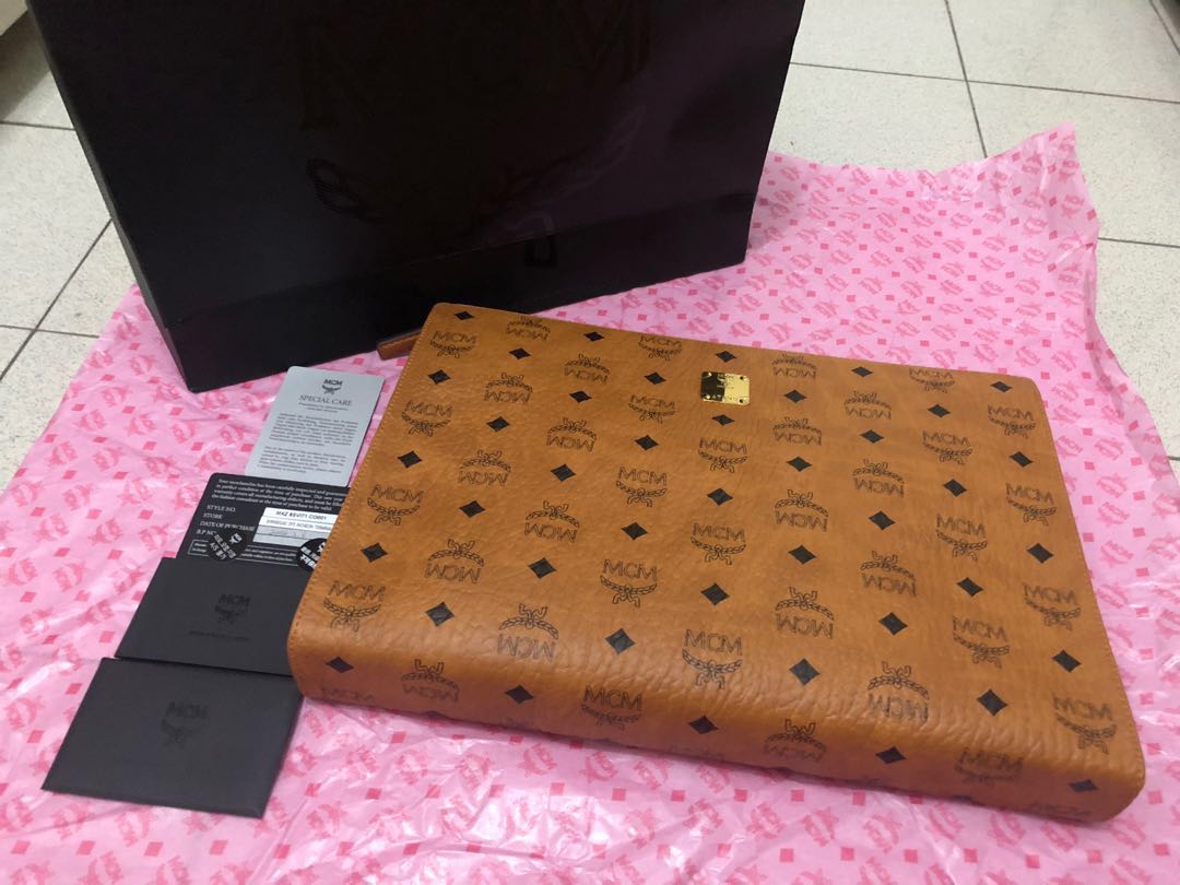 mcm zip pouch in visetos original