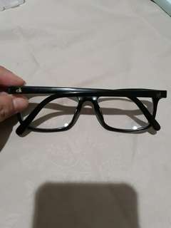 (Kategori: ) berada di . Dikirim oleh sofy_preloved (ID iklan 214729950, Gambar 1). Deskripsi: .