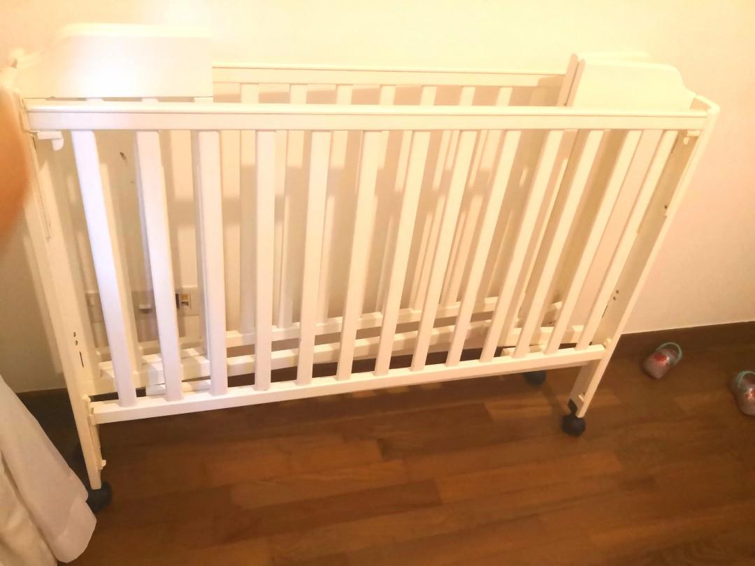 baby one cot