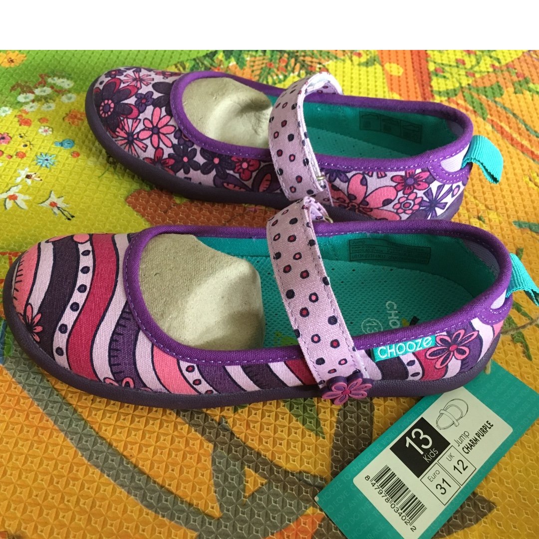 Chooze sandals on sale