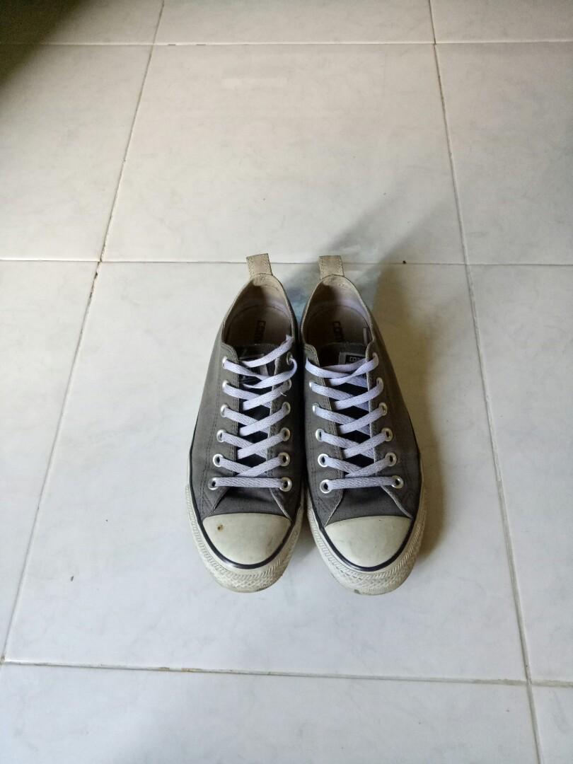 converse low charcoal