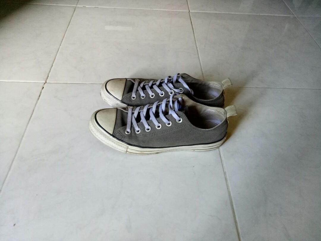 converse low charcoal