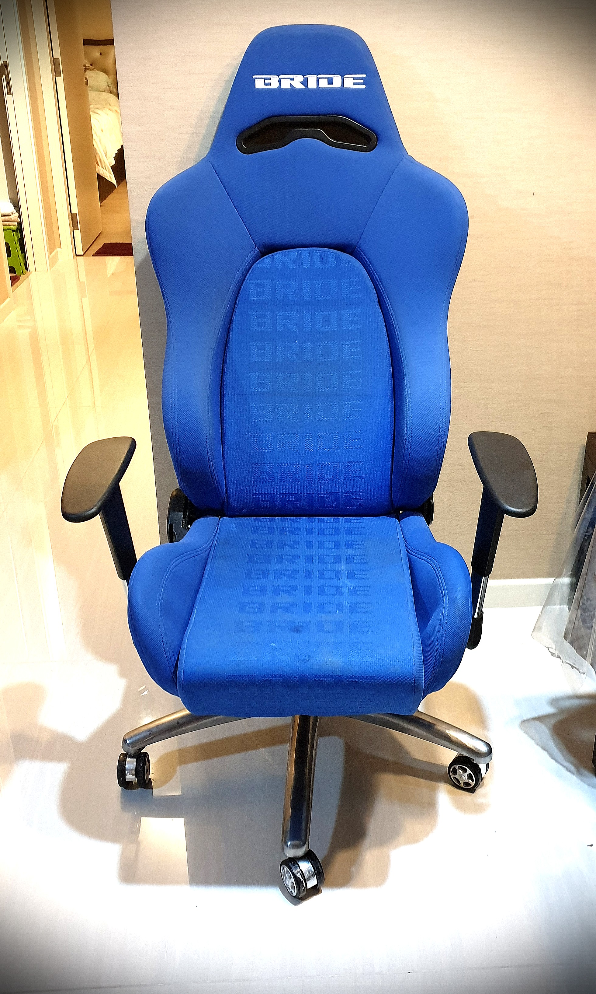 Bucket computer chair discount