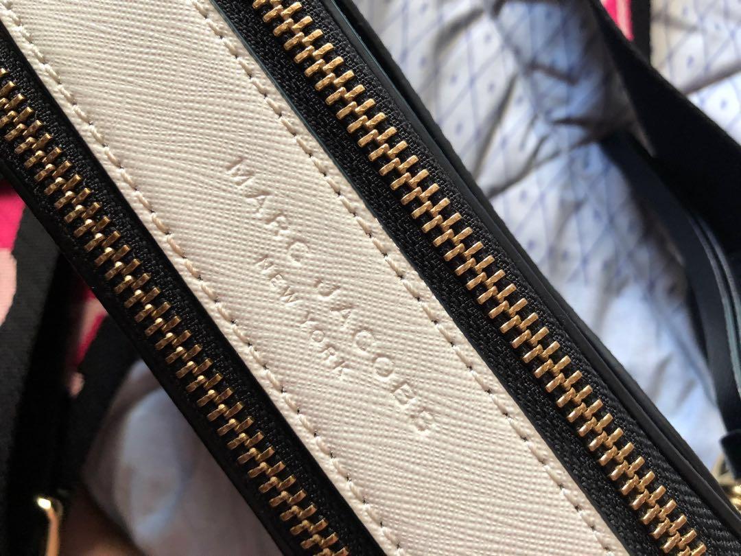 Real vs Fake Marc Jacobs camera bag. How to spot fake Marc Jacobs