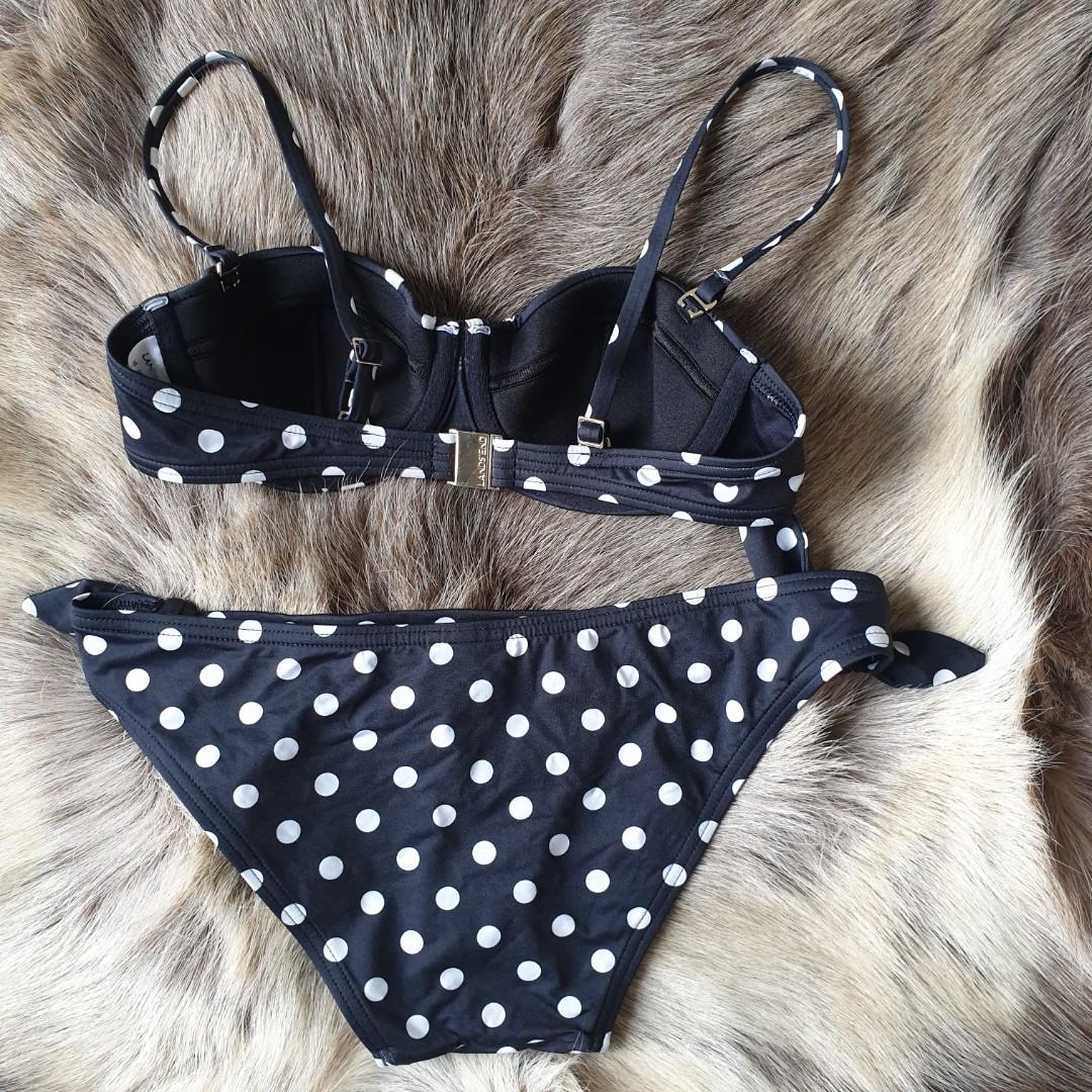 Lands End Polka Dots two-piece swimsuit (Category: Bikinis & Swimsuits) located in Makati City. Submitted by jazz_girl (Listing ID 214725811, Image 2). Description: Lands End Polka Dots 2-Piece swimsuit Never worn Top is S = US 6/8 Bottom is XS = US4/6 MOP: GCash/BPI/BDO/RCBC.