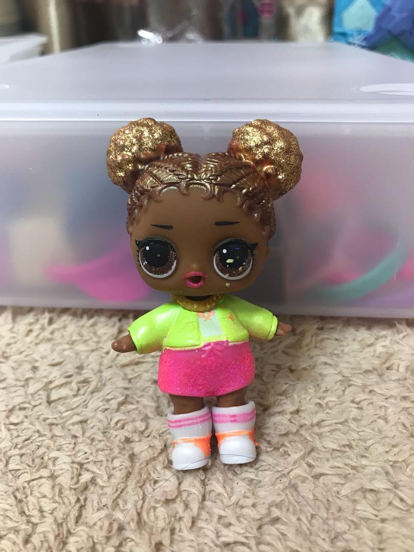Court champ glam shop glitter