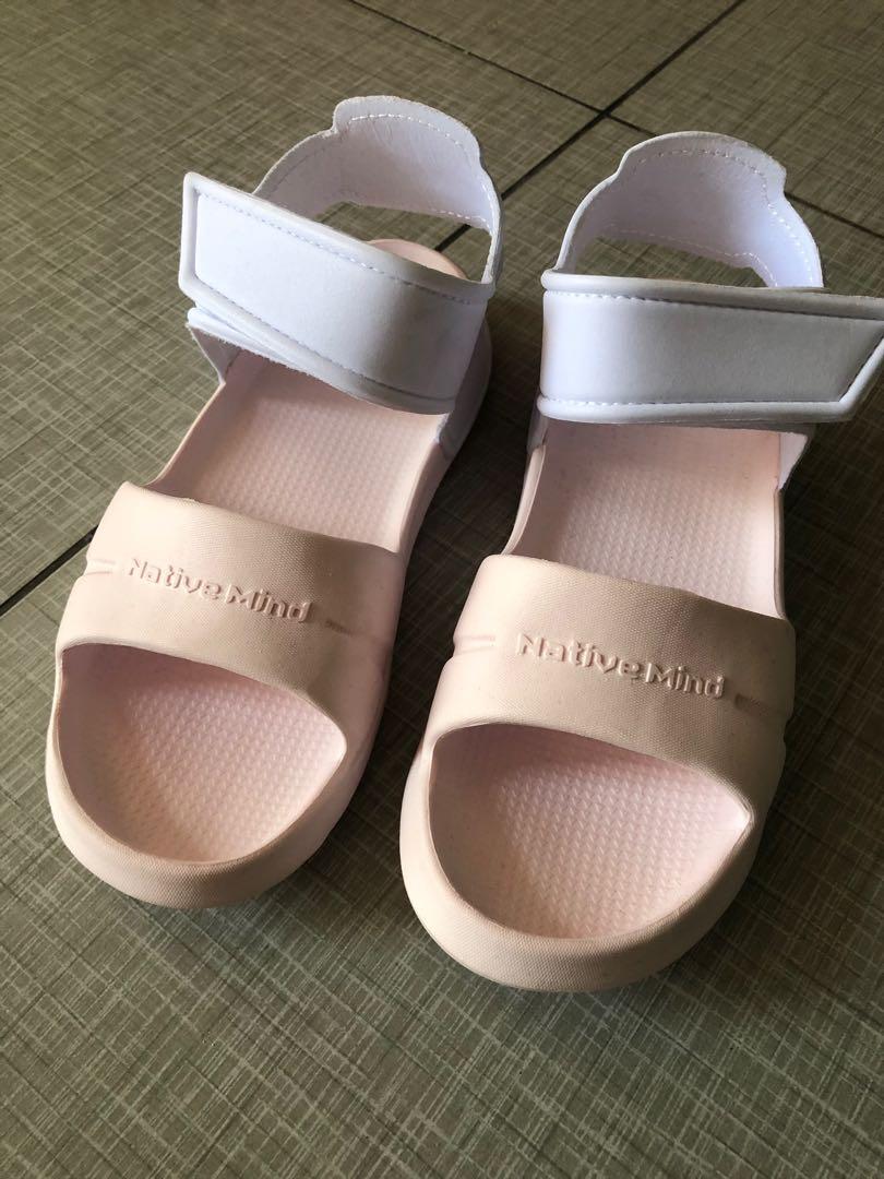 Native mind waterproof sandals with Velcro for girls Babies