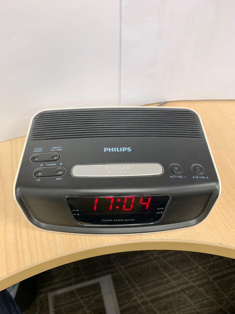 Philips Digital Tuning Clock Radio, Audio, Portable Music Players on