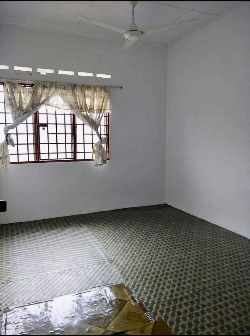 Puteri Wangsa Double Storey Terraced House / Ulu Tiram / Johor Bahru