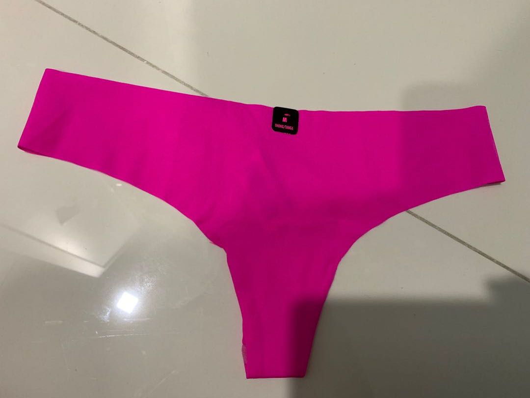 Seamless pink thongs la Senza, Women's Fashion, New Undergarments &  Loungewear on Carousell