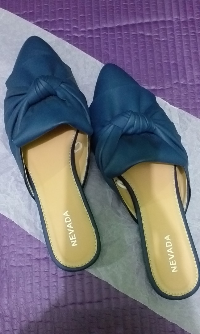 Selop Pesta Flat Nevada Fesyen Wanita Sepatu Di Carousell