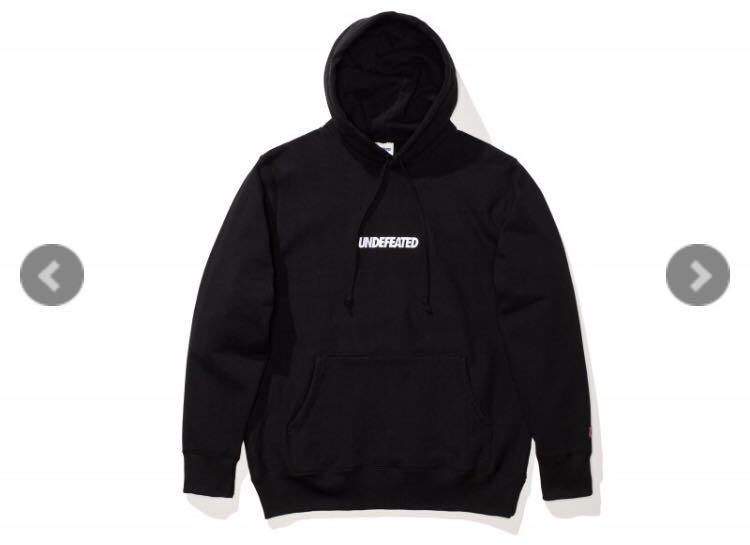 Undefeated logo pullover best sale hoodie