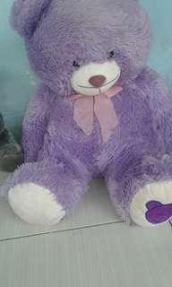 Teddy bear besar ungu