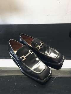 Gucci Leather Shoes