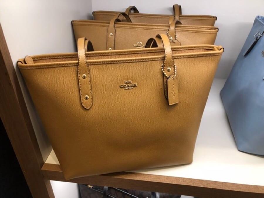 coach city zip tote bag