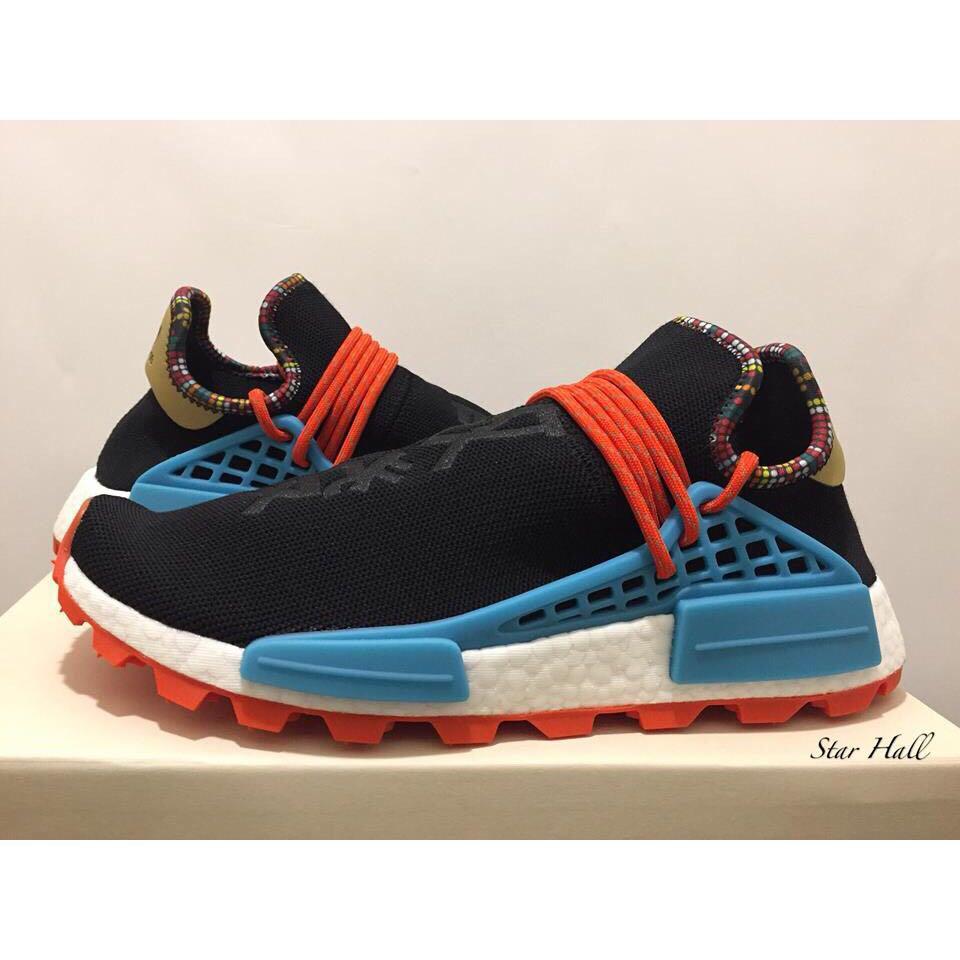 ADIDAS PW SOLAR HU NMD 啟發黑菲董EE7582, 他的時尚, 鞋, 運動鞋在