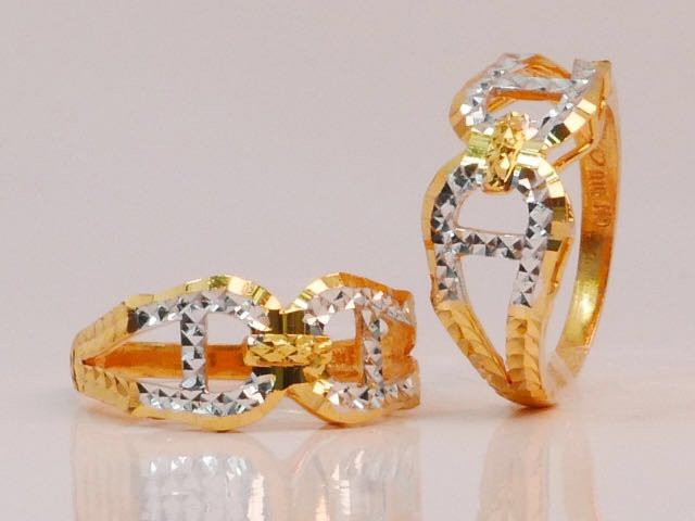 Aigner Ring Exclusive Women S Fashion Jewellery Rings On Carousell