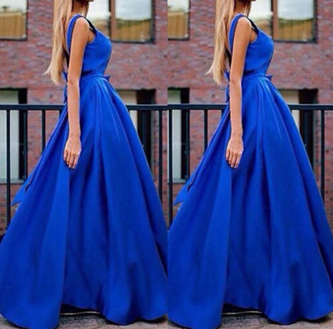 Electric blue hot sale evening dress