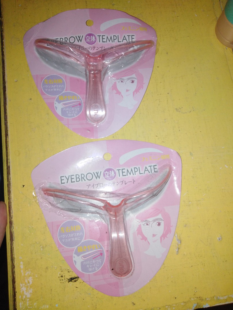 Eyebrow template, Beauty &amp; Personal Care, Hands &amp; Nails on Carousell