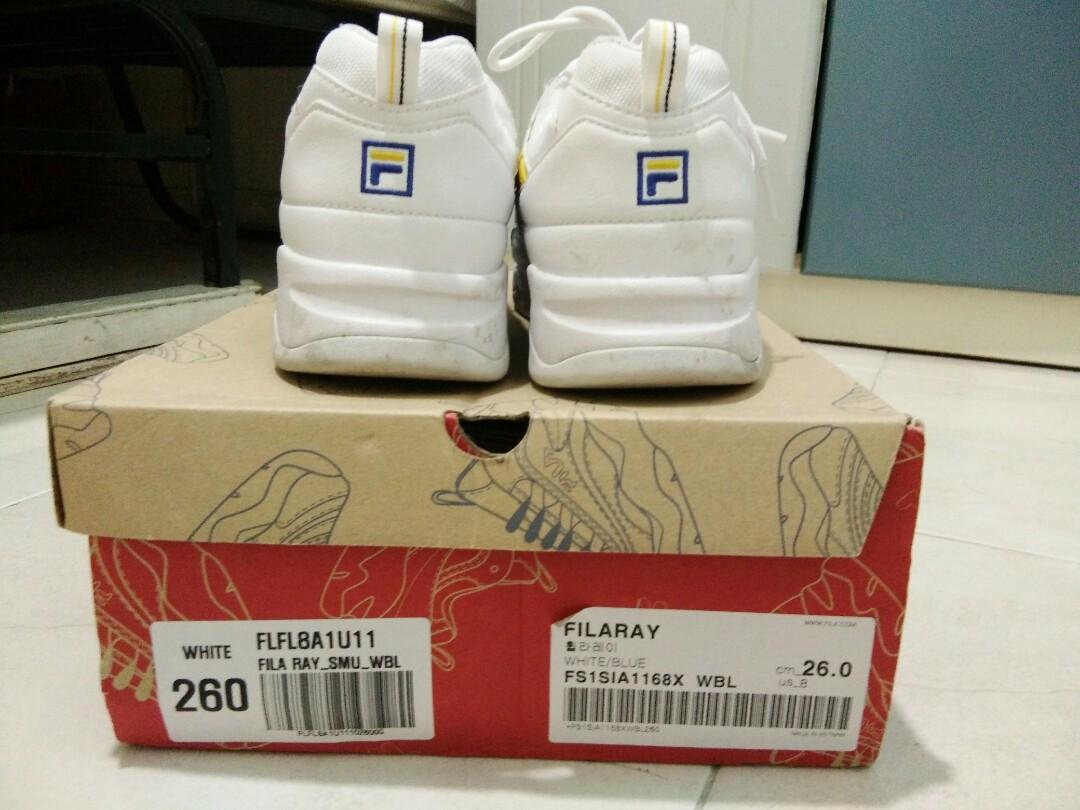 FILA Folder Ray (Category: Sneakers) located in Kuala Lumpur. Submitted by wesleyychong (Listing ID 214815470, Image 2). Description: Reason sell it : not suit my style.Bought it from Korea. Condition 9/10 (with original box) Wore only once Negotioble.