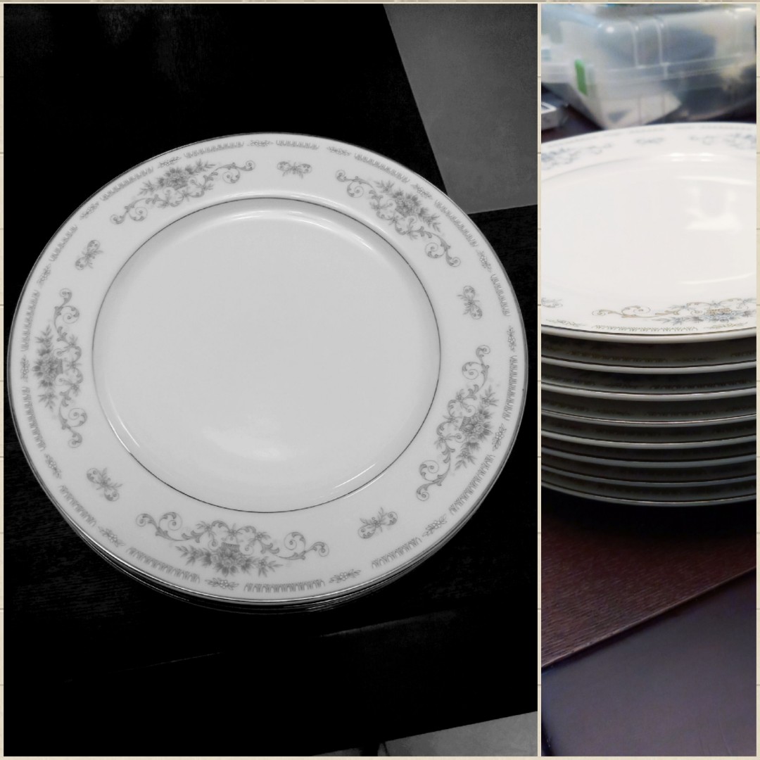 Set of 8, Fine Porcelain China Dinner Plates, made in Japan, Furniture