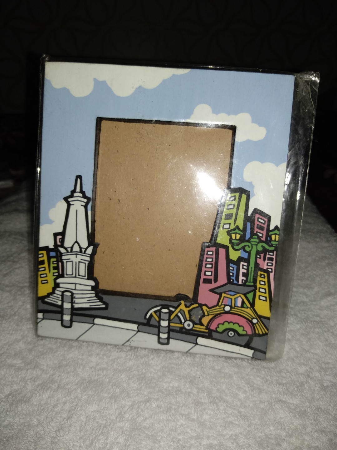Frame Unik Antik Lucu Vintage Khas Jogja Bingkai Foto Lucu 2r Desain Kerajinan Tangan Karya Seni Di Carousell