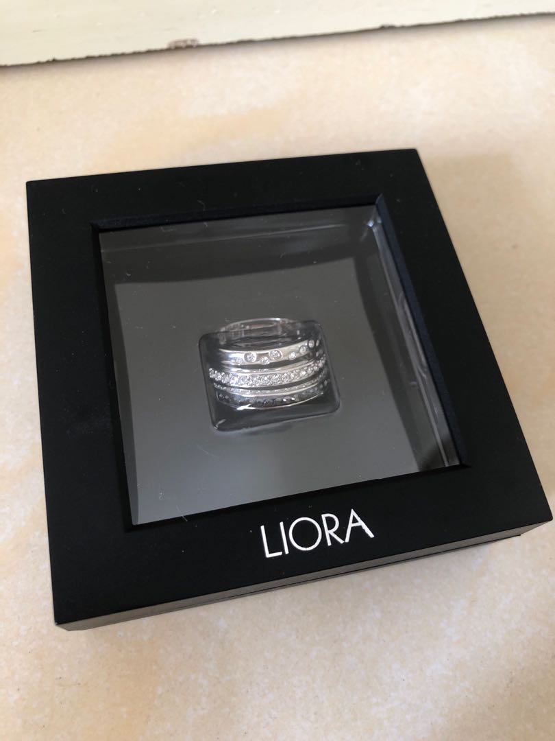 Liora sales ring swarovski