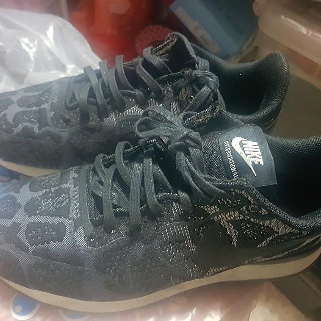$20 nike shoes