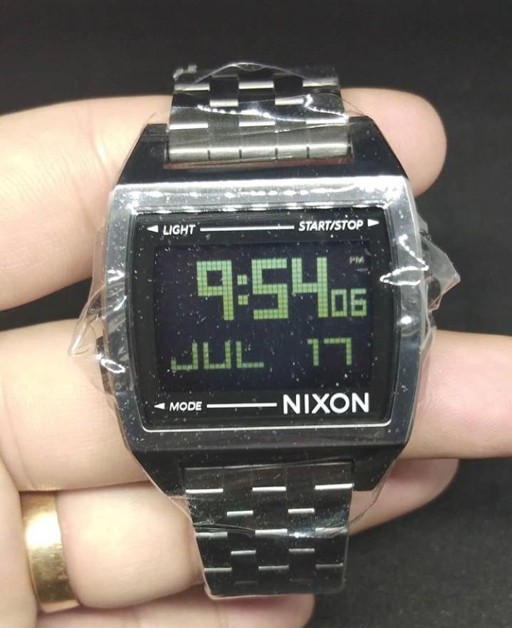 nixon base all black