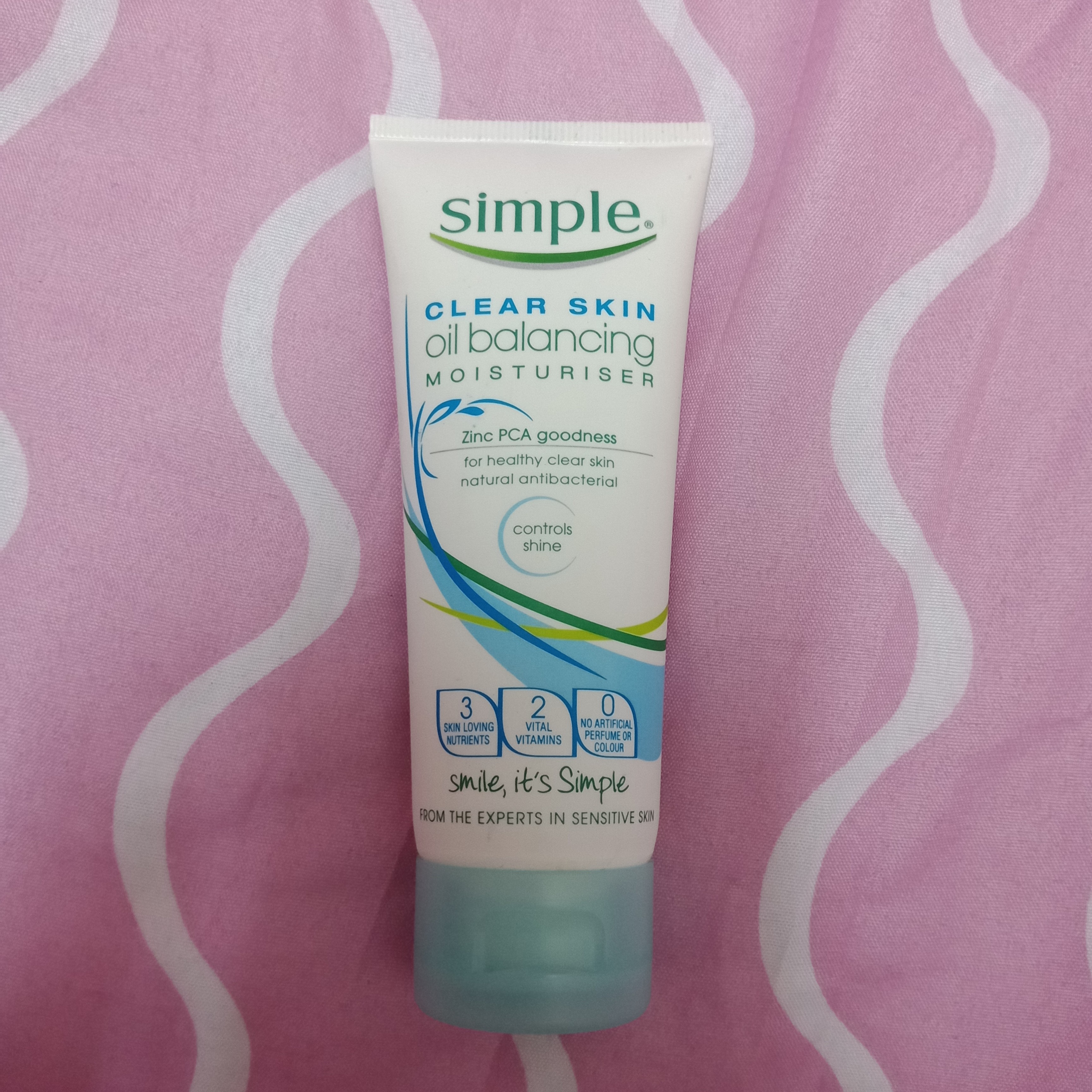simple moisturizer oil balancing