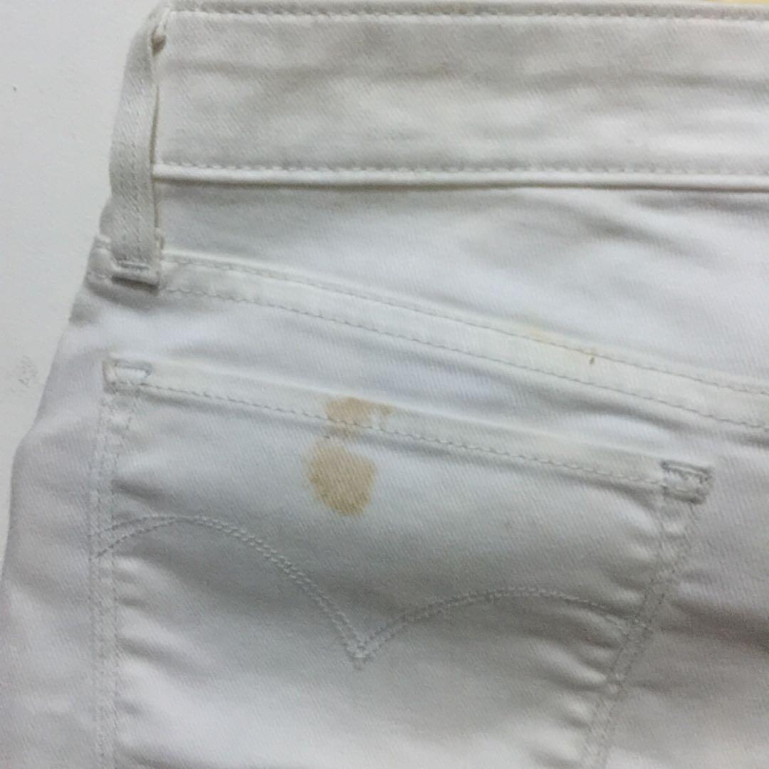 white jeans levi's/celana levis putih 