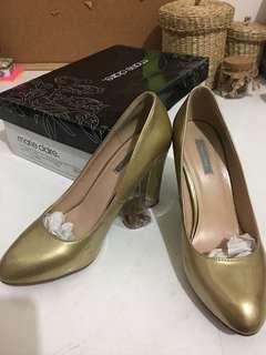 Marie claire gold heels