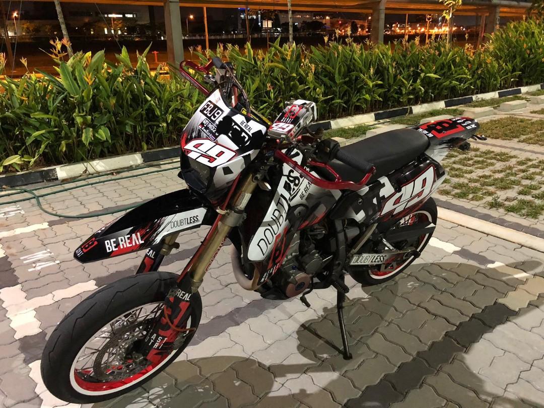 DRZ400SM 2025, Motorcycles, Motorcycles for Sale, Class 2A on Carousell
