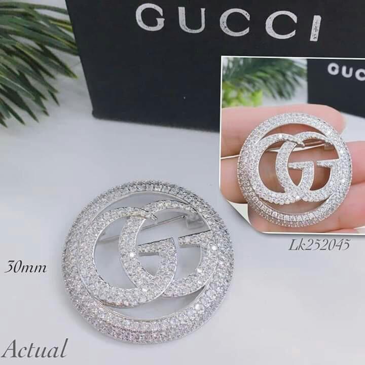 GUCCI BROOCH, Fashion, Jewelry & Organizers, Brooches on Carousell
