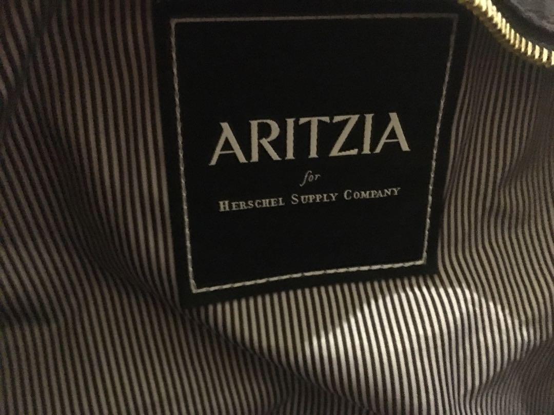 aritzia duffle bag