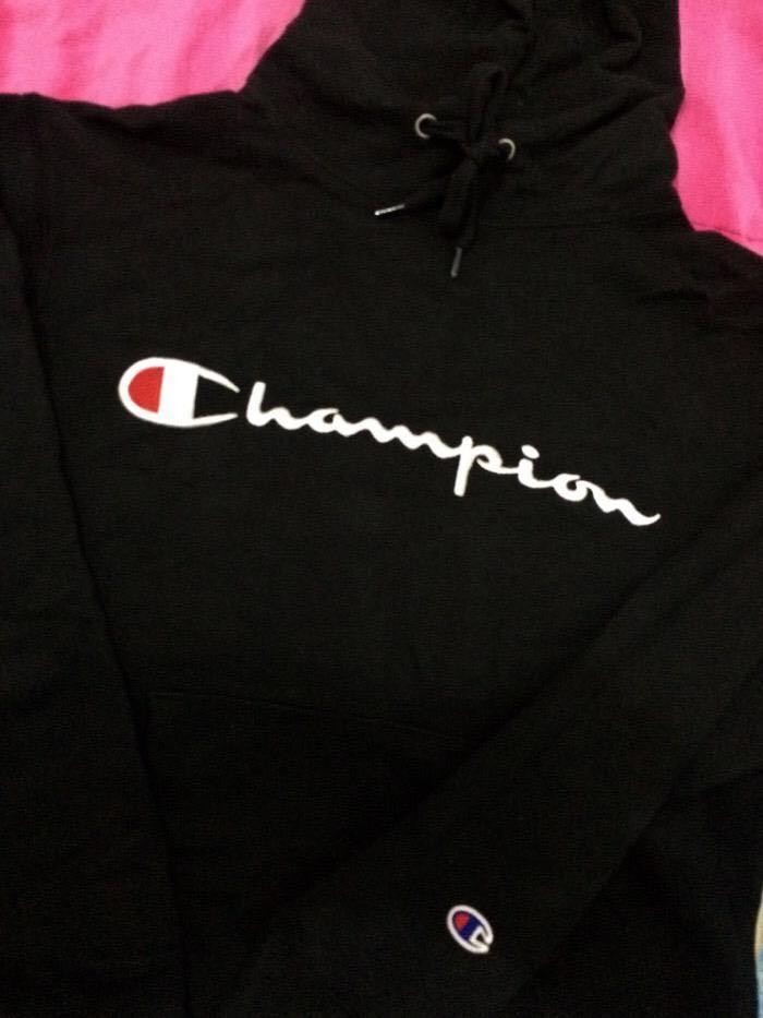 harga hoodie champion original
